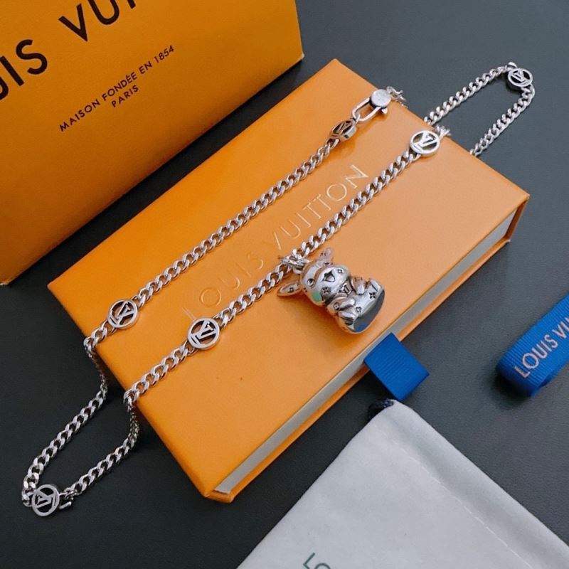 Louis Vuitton Necklaces